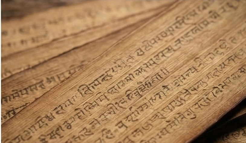 सत्र की पूरी रिकॉर्डिंग और आपके पत्ते की तस्वीर आपको भेजी जाती है, ताकि आप स्वयं देख सकें कि यह असली है।
